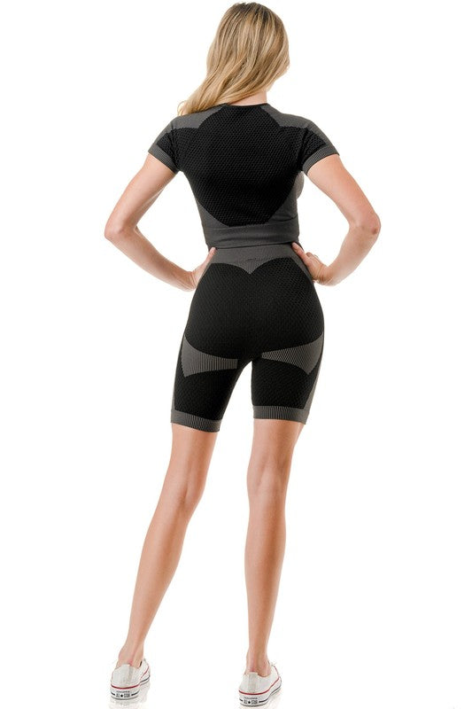 Active 2Tones Diamond & Stripe Textured Short Sets
